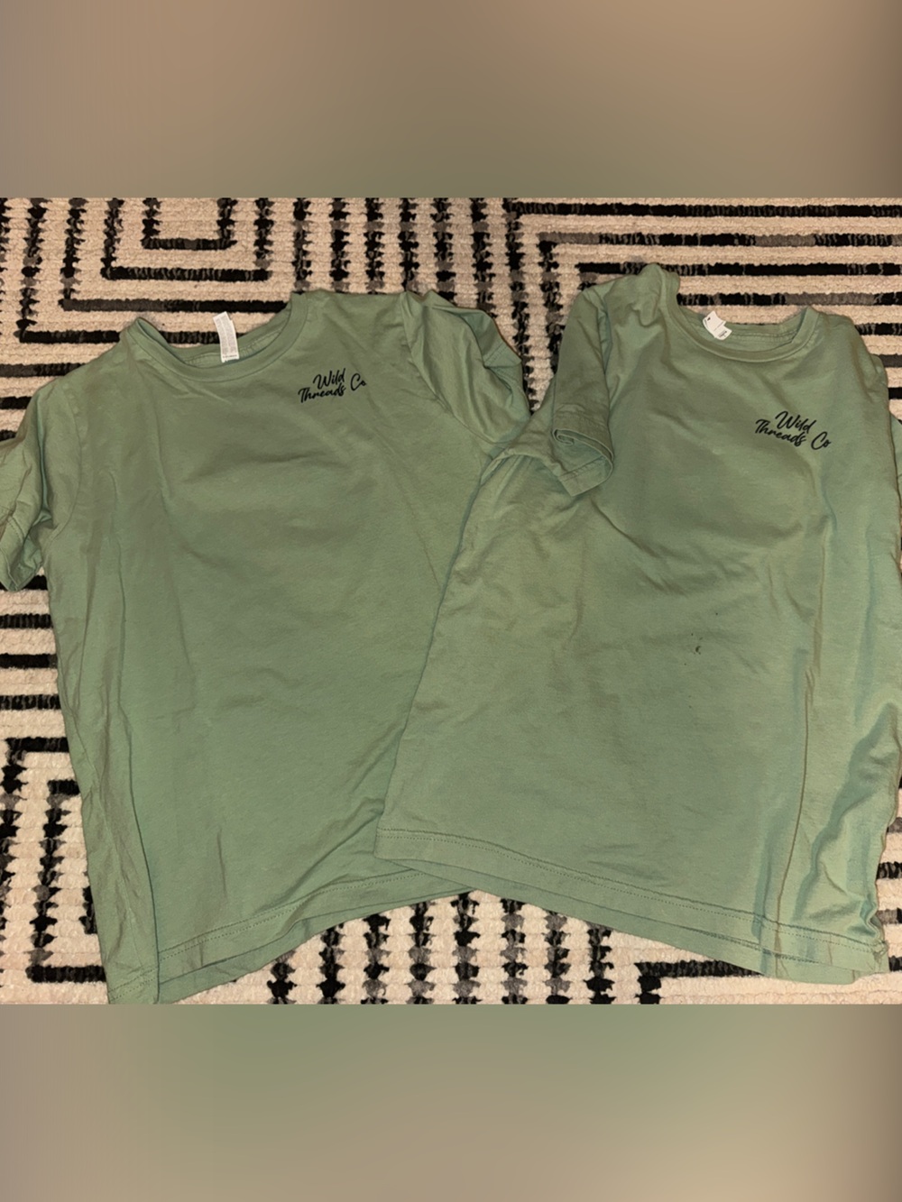 Wild Thread Green Graphic Short Sleeve Tees